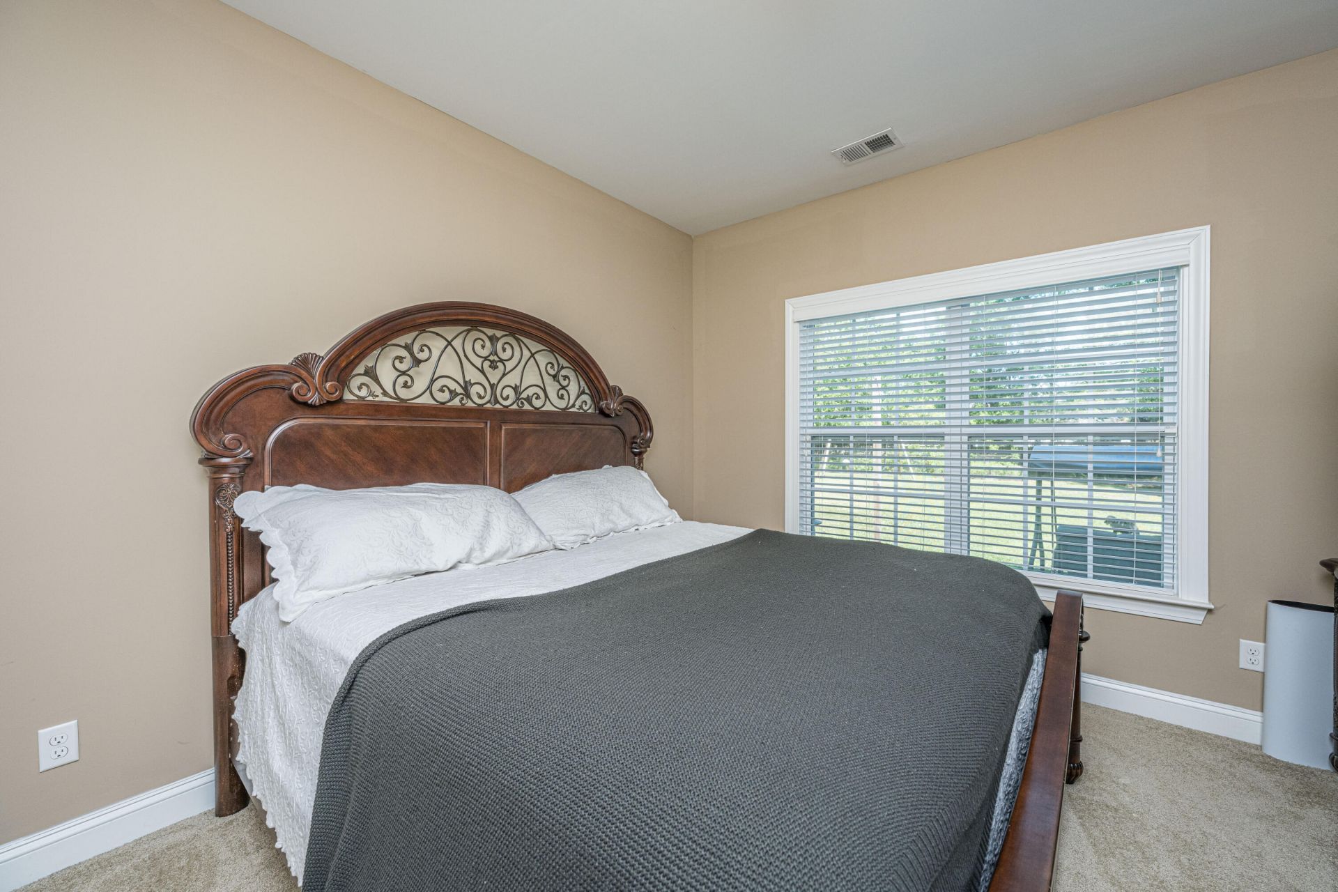 1645 Pimlico Boulevard Photo 18