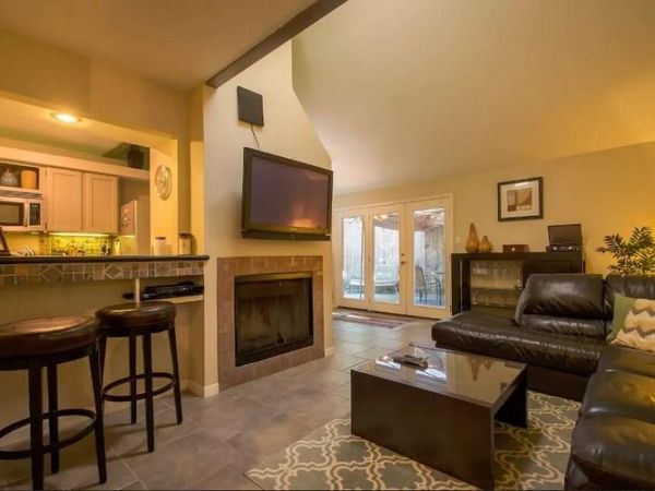 1403 Bridgeway DR , Unit A, Austin, TX 78704