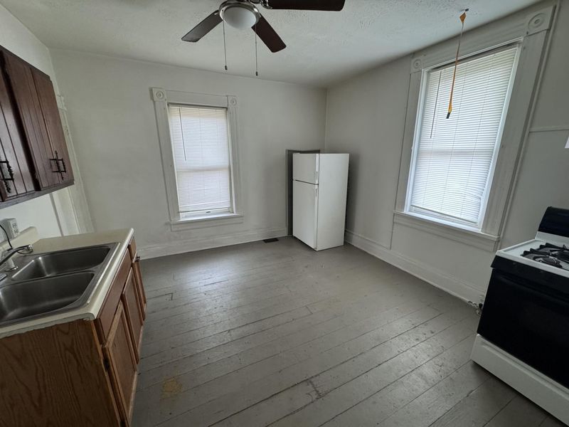 707 W High Street, Springfield, OH 45506 Photo 2