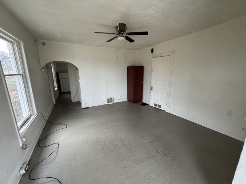 707 W High Street, Springfield, OH 45506 Photo 4