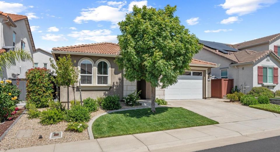 4616 S Hills Dr, Folsom, CA 95630 Photo