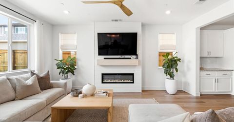 4616 S Hills Dr, Folsom, CA 95630 Photo