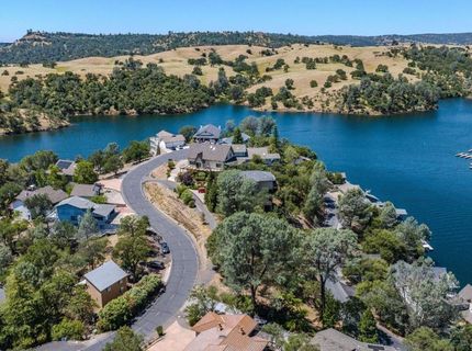 215 Oakhurst Ct, Copperopolis, CA 95228 Photo