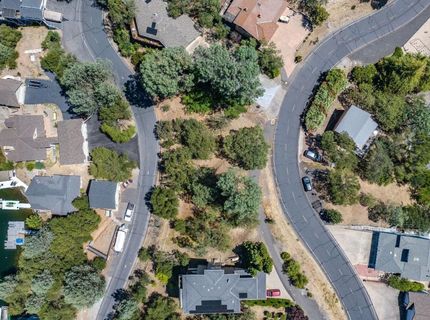215 Oakhurst Ct, Copperopolis, CA 95228 Photo