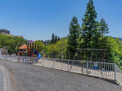 215 Oakhurst Ct, Copperopolis, CA 95228 Photo