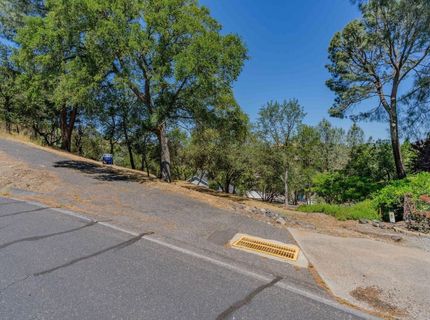 215 Oakhurst Ct, Copperopolis, CA 95228 Photo