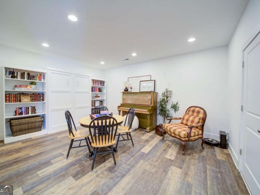 Property Image 39