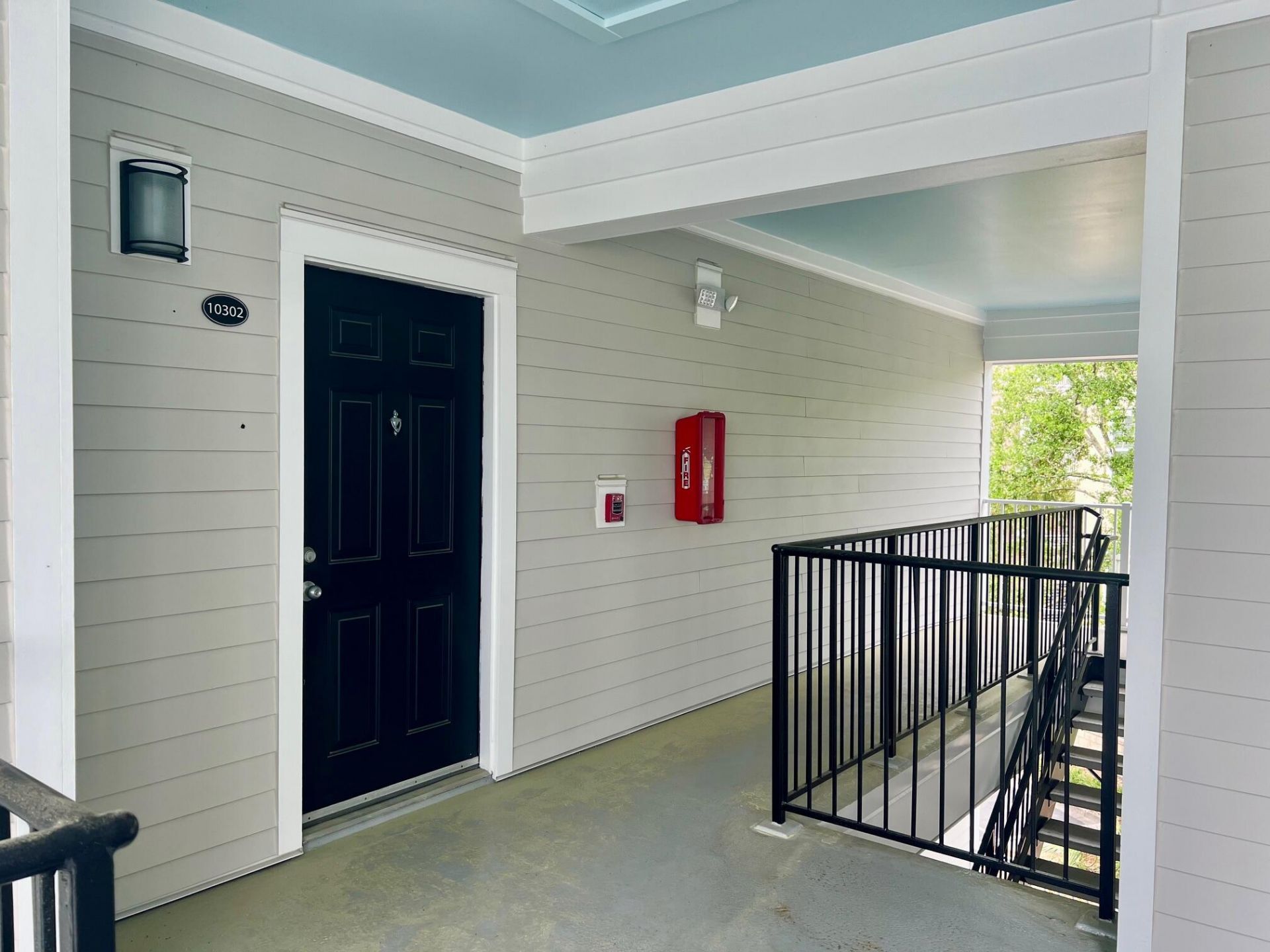 130 River Landing Drive Photo 4