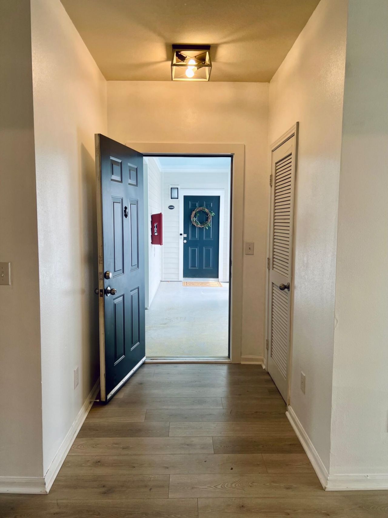 130 River Landing Drive Photo 5