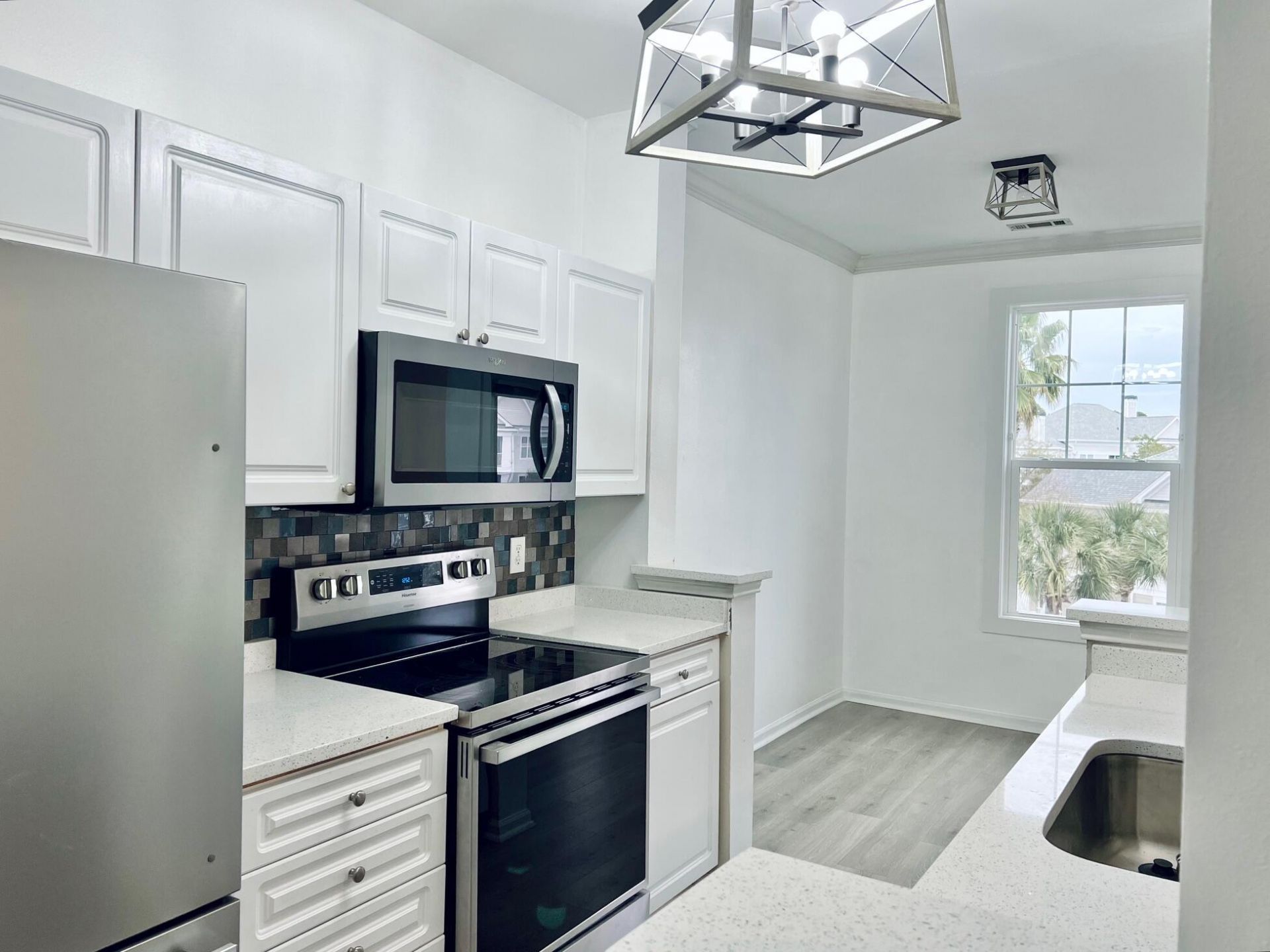 130 River Landing Drive Photo 9