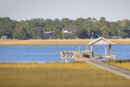 1368 Headquarters Plantation Drive photo 4