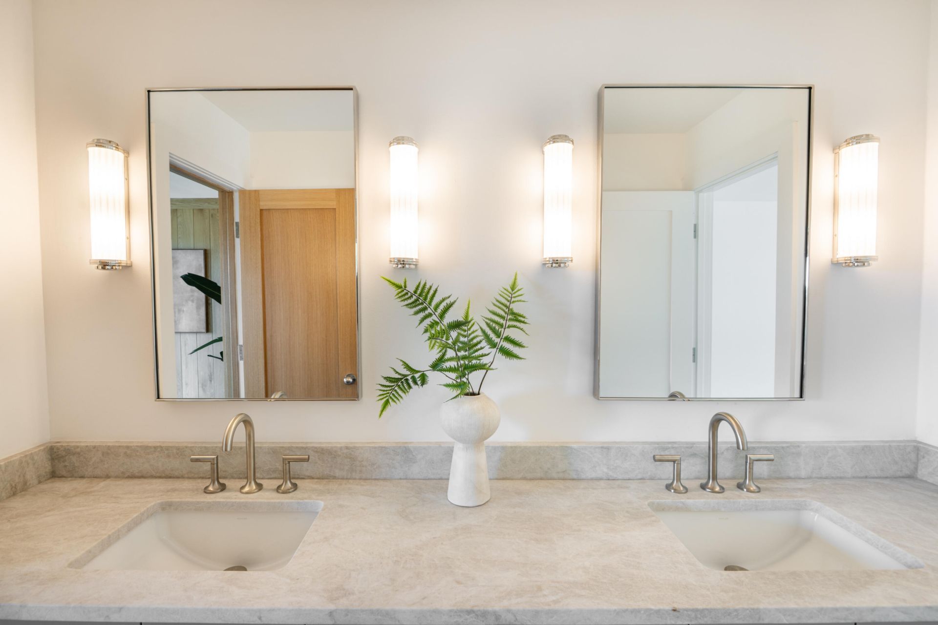 1368 Headquarters Plantation Drive Photo 34