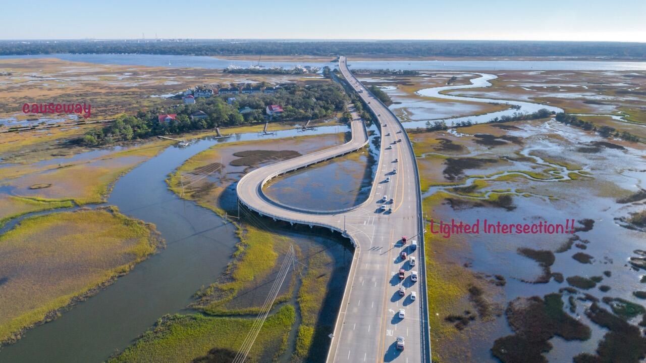 1368 Headquarters Plantation Drive Photo 44