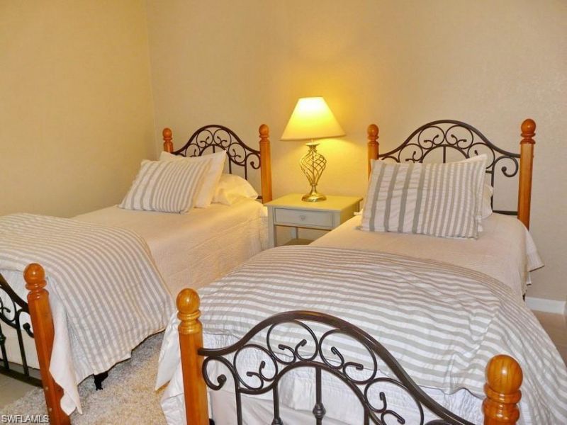 264 Castaways St, Marco Island, FL 34145 Photo