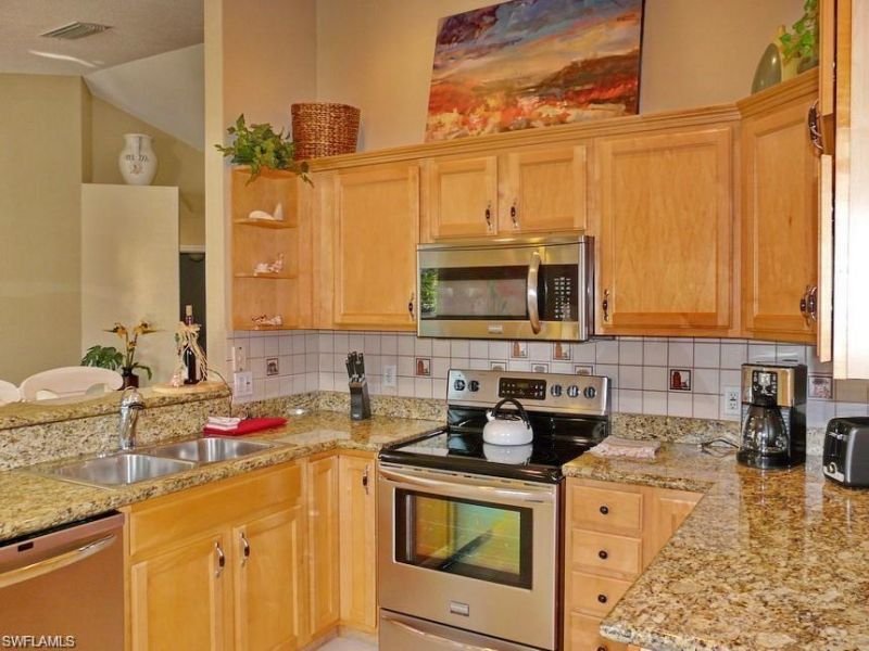 264 Castaways St, Marco Island, FL 34145 Photo