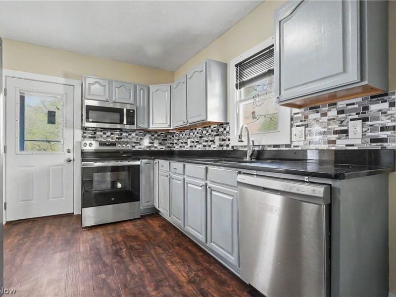 519 Day Street, Ravenna, OH 44266 Photo 8