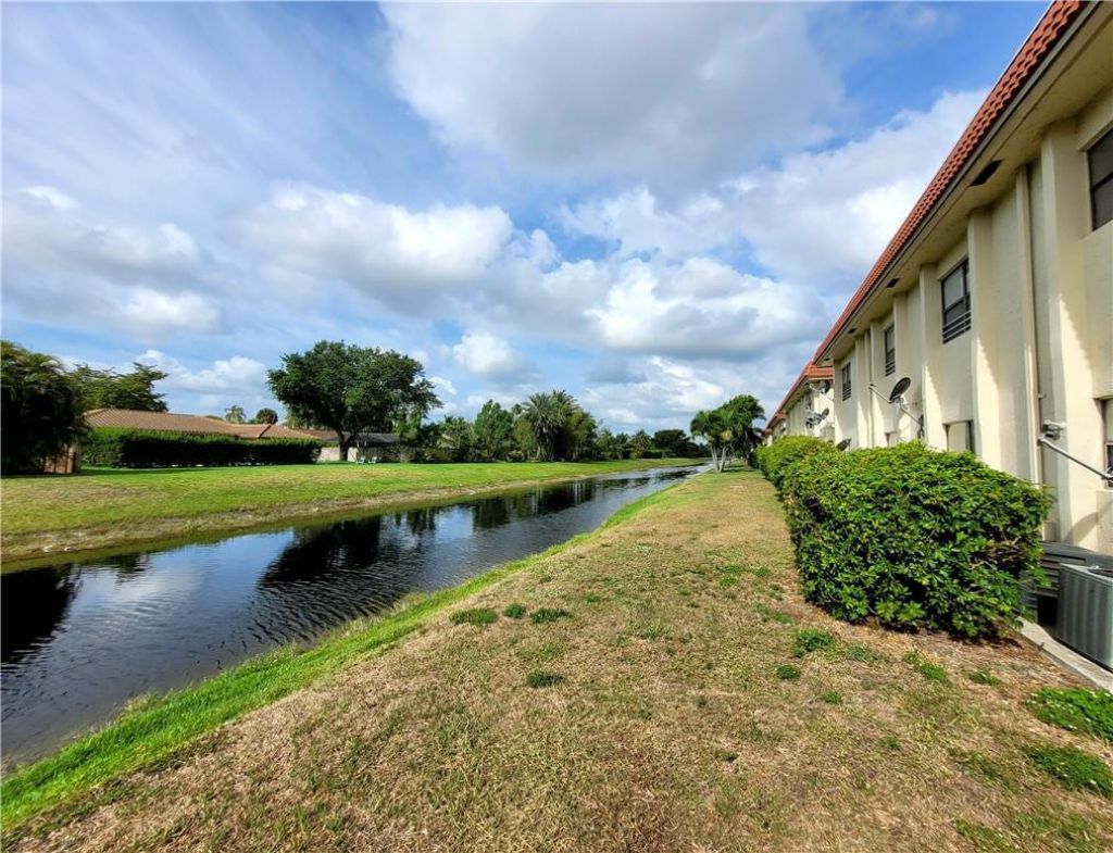 11096 Royal Palm Boulevard, Coral Springs, FL 33065 Photo