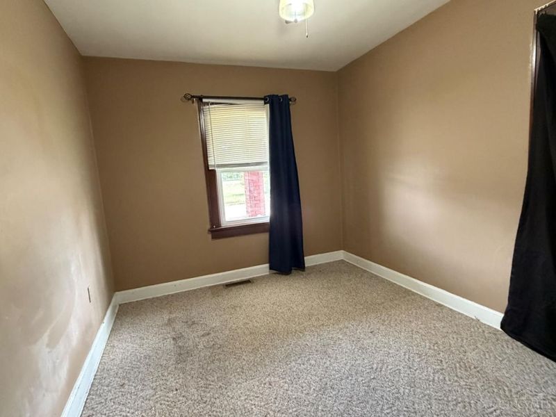 107 S Riverside Drive, St Clair Twp, OH 45011 Photo 20