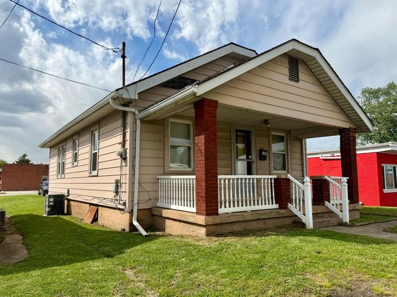 107 S Riverside Drive, St Clair Twp, OH 45011 Photo 5