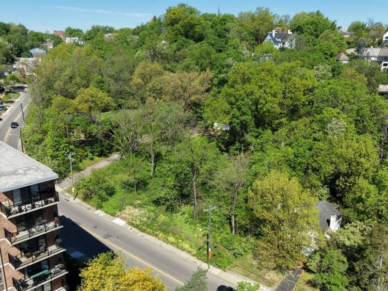 1816 William Howard Taft Road, Cincinnati, OH 45206 Photo 3