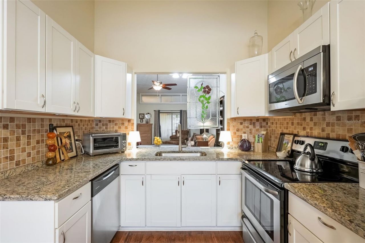 8550 Shadblow Court , Unit 8, Port Richey, FL 34668 Photo