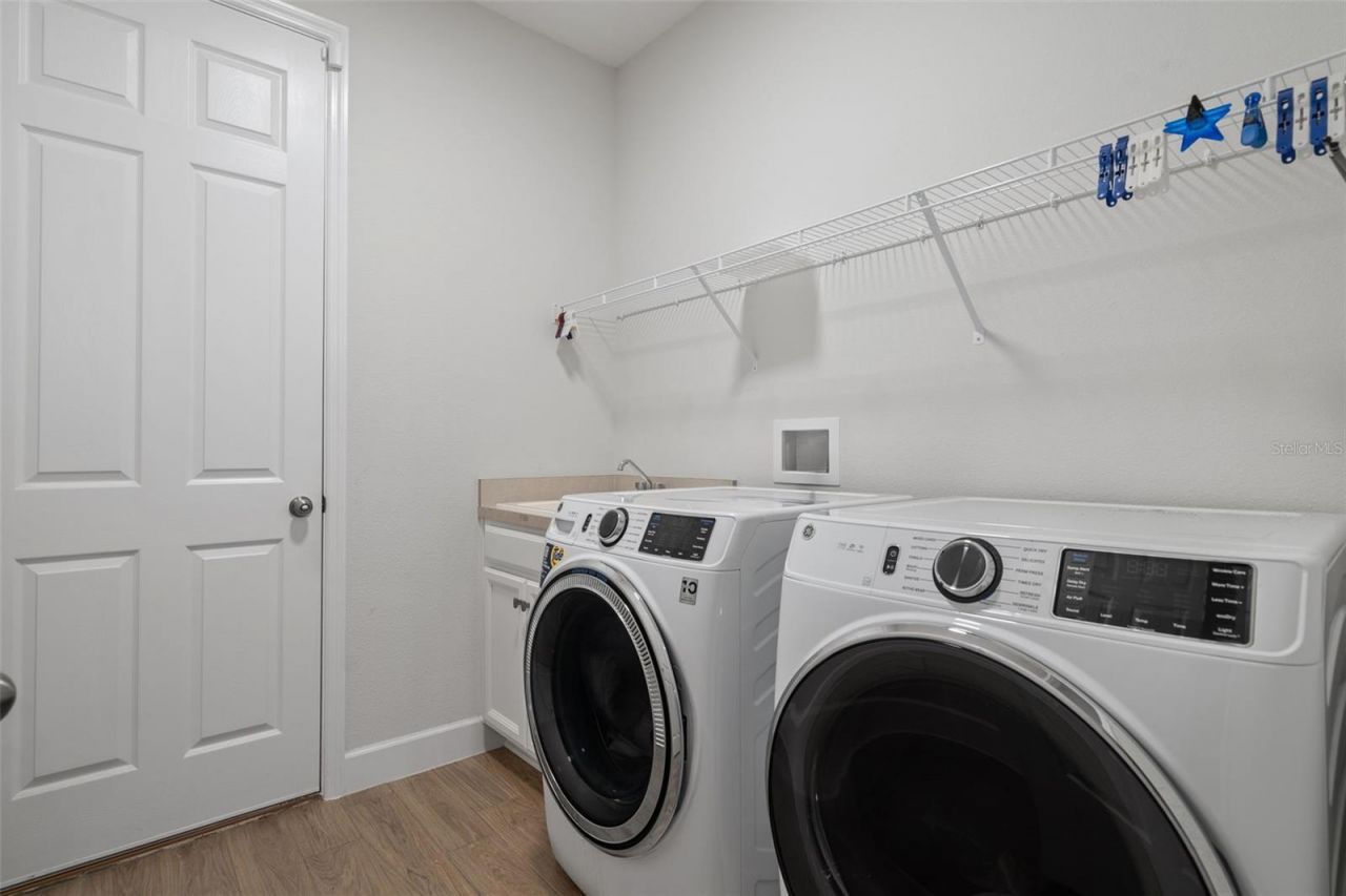 2534 Cedar Shake Court, Oviedo, FL 32765 Photo