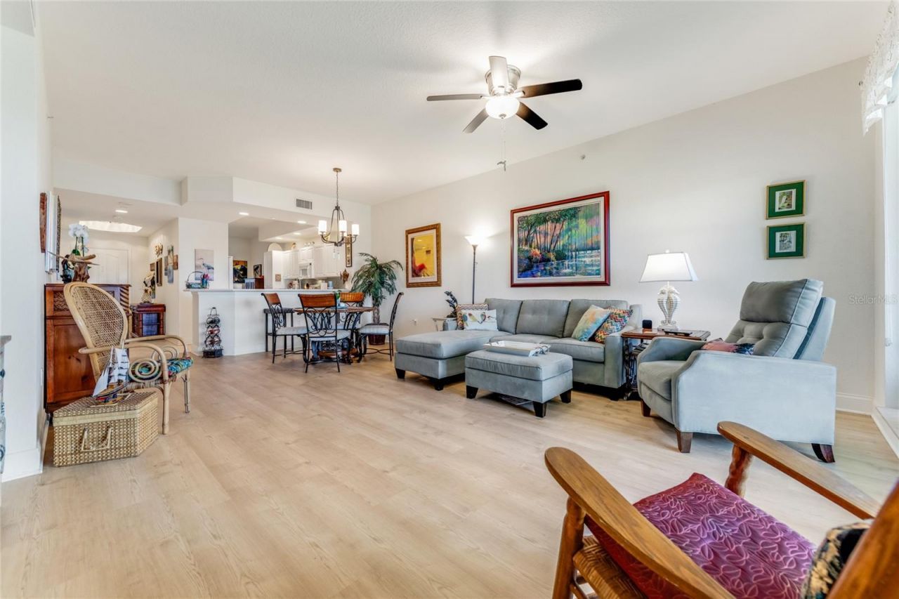 250 Minorca Beach Way, Unit 203, New Smyrna Beach, FL 32169 Photo