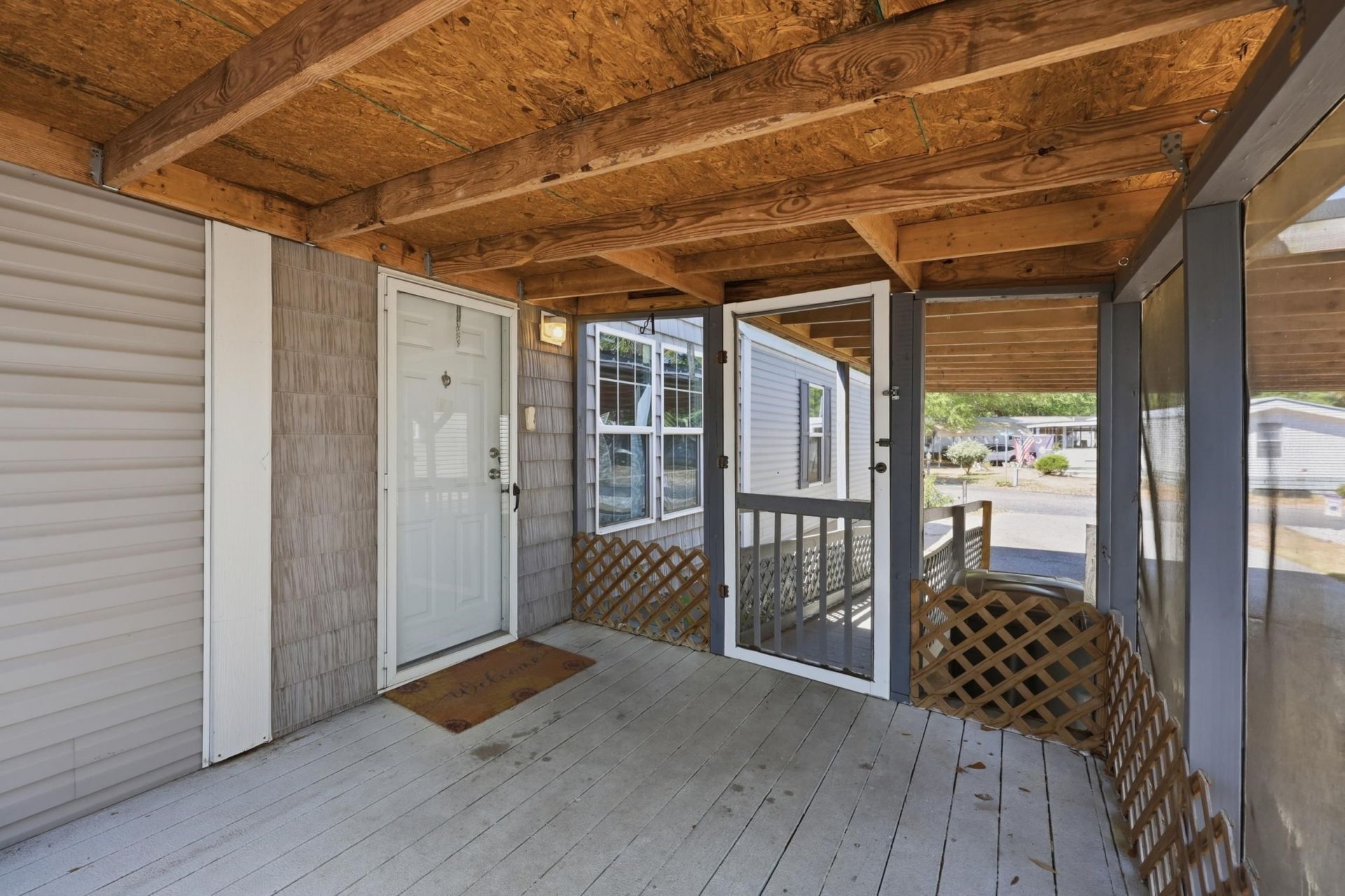 87 Beacon Ct. Photo 20