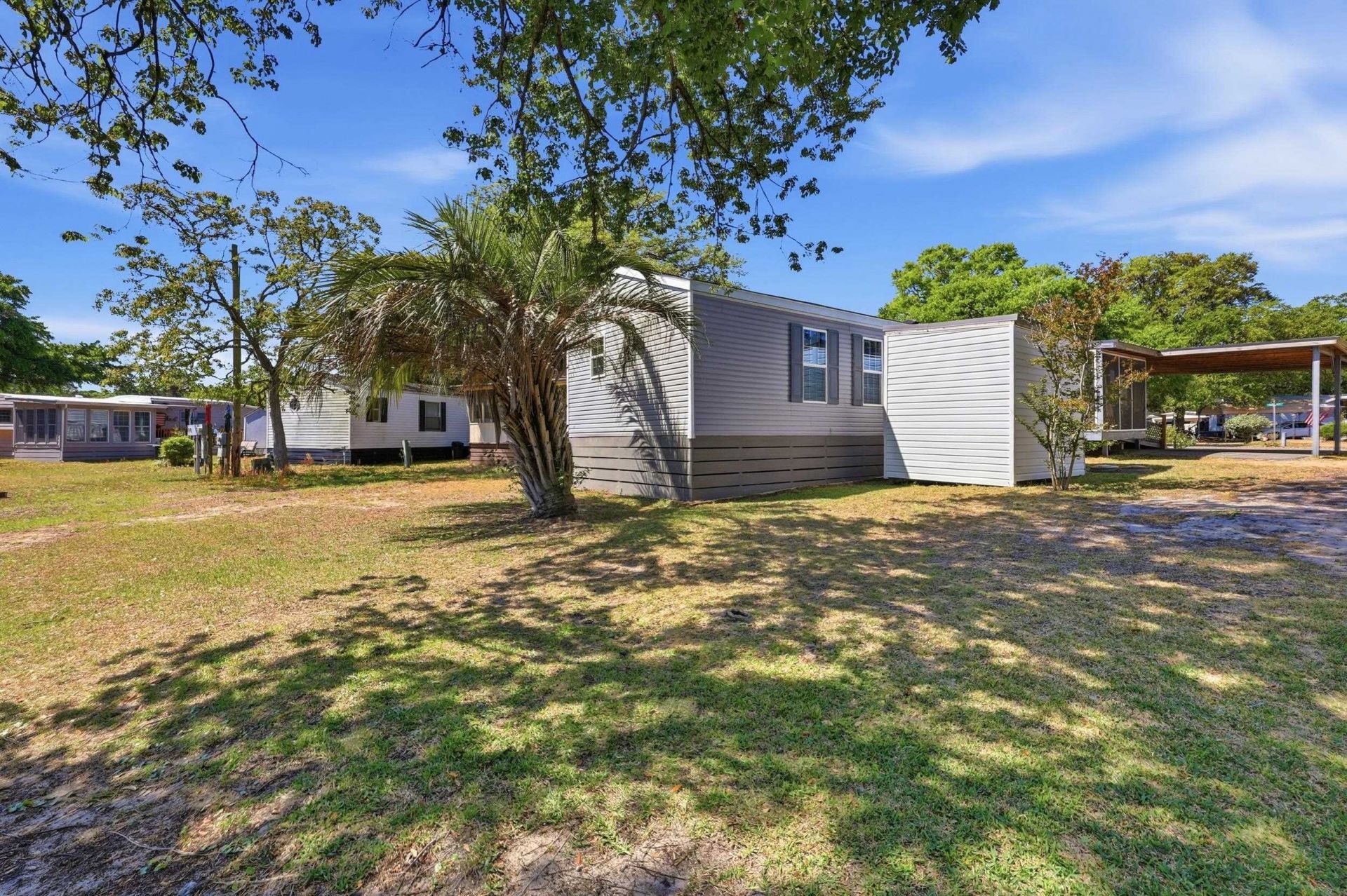 87 Beacon Ct. Photo 4