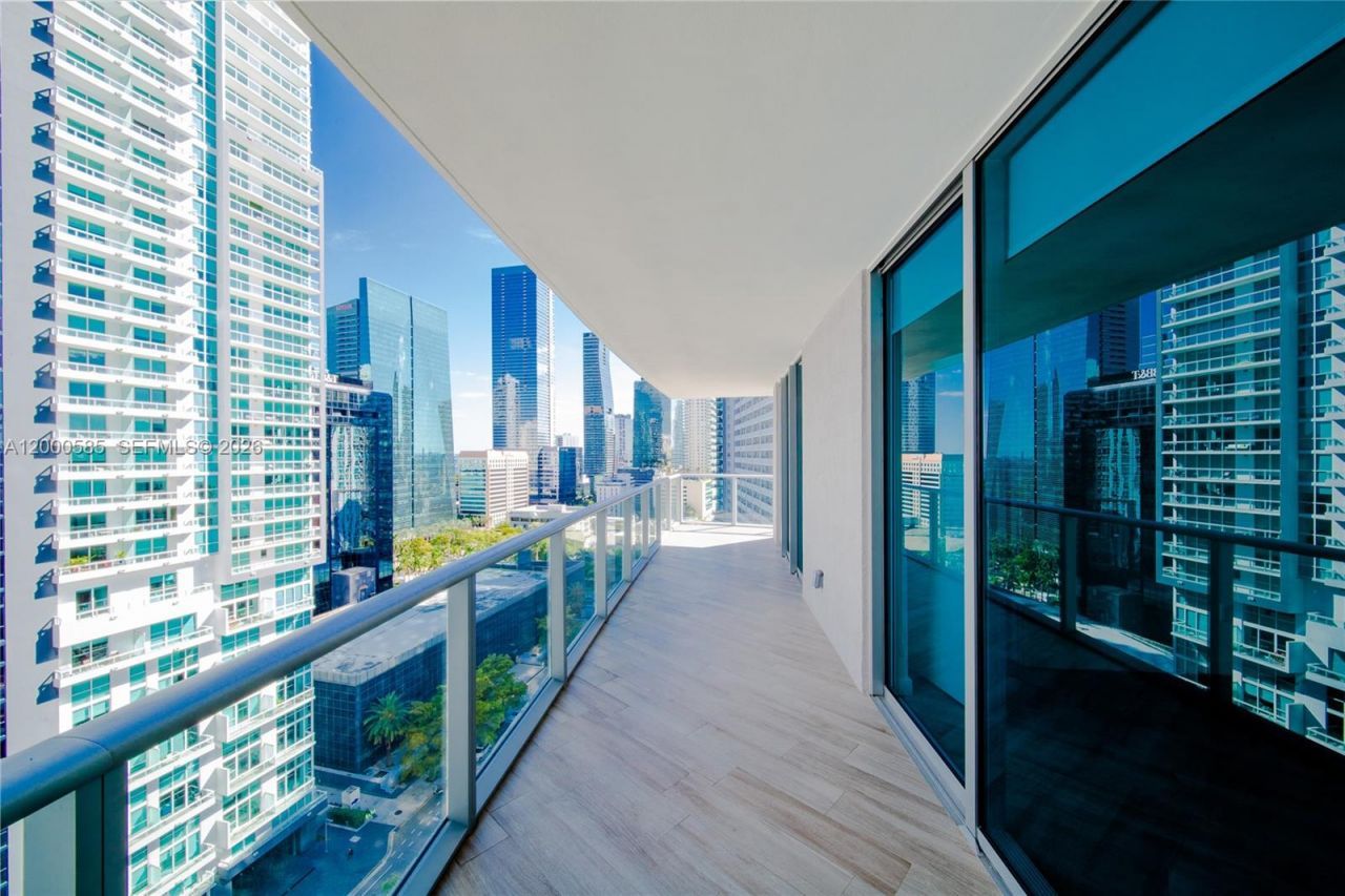 1100 S Miami Ave, Unit 1701, Miami, FL 33130 Photo