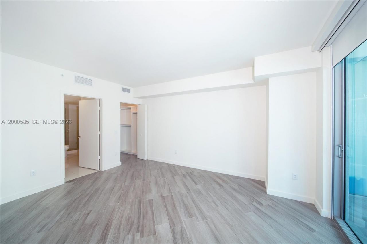 1100 S Miami Ave, Unit 1701, Miami, FL 33130 Photo