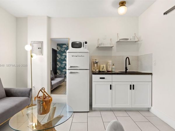 7320 Byron Ave, Miami Beach, FL 33141