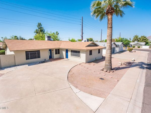 8407 E Crestwood Way, Scottsdale, AZ 85250