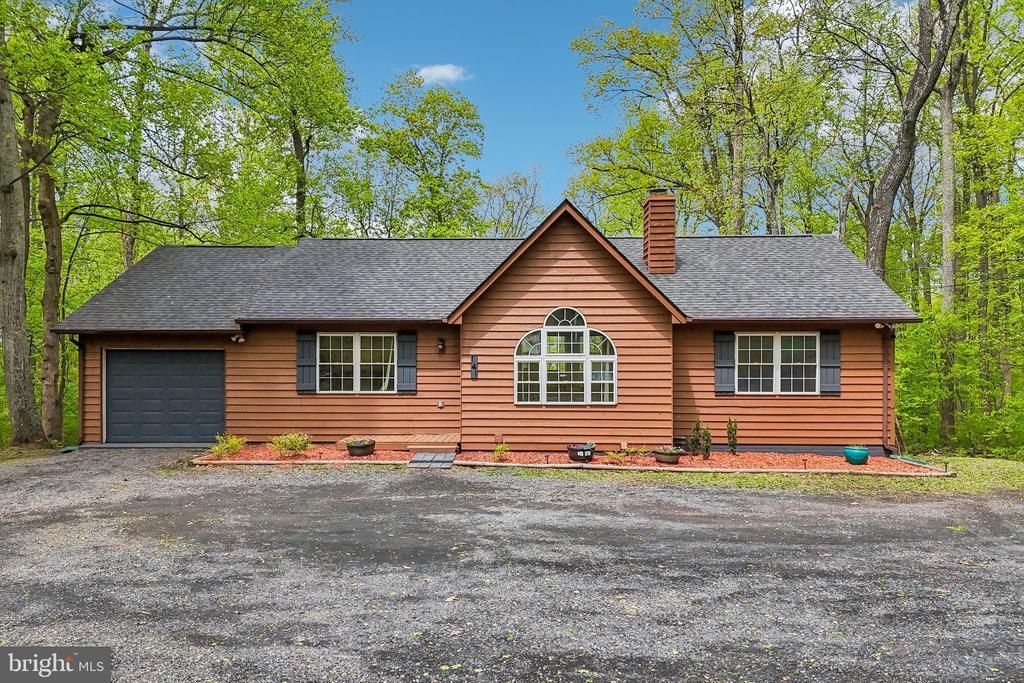 141 Hickory Nut Road, Linden, VA 22642 Main Photo