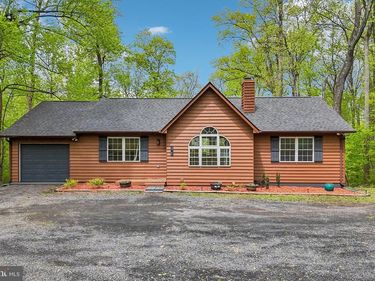 141 HICKORY NUT ROAD, LINDEN, VA 22642