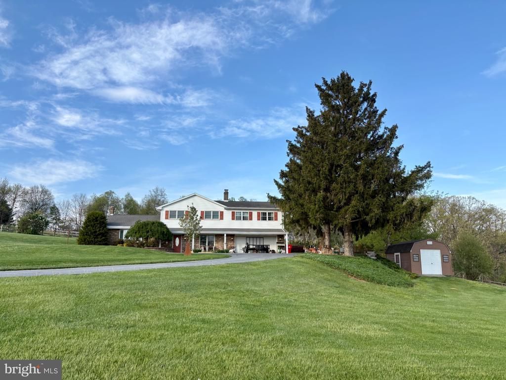 2016 S FORGE ROAD , PALMYRA, PA 17078