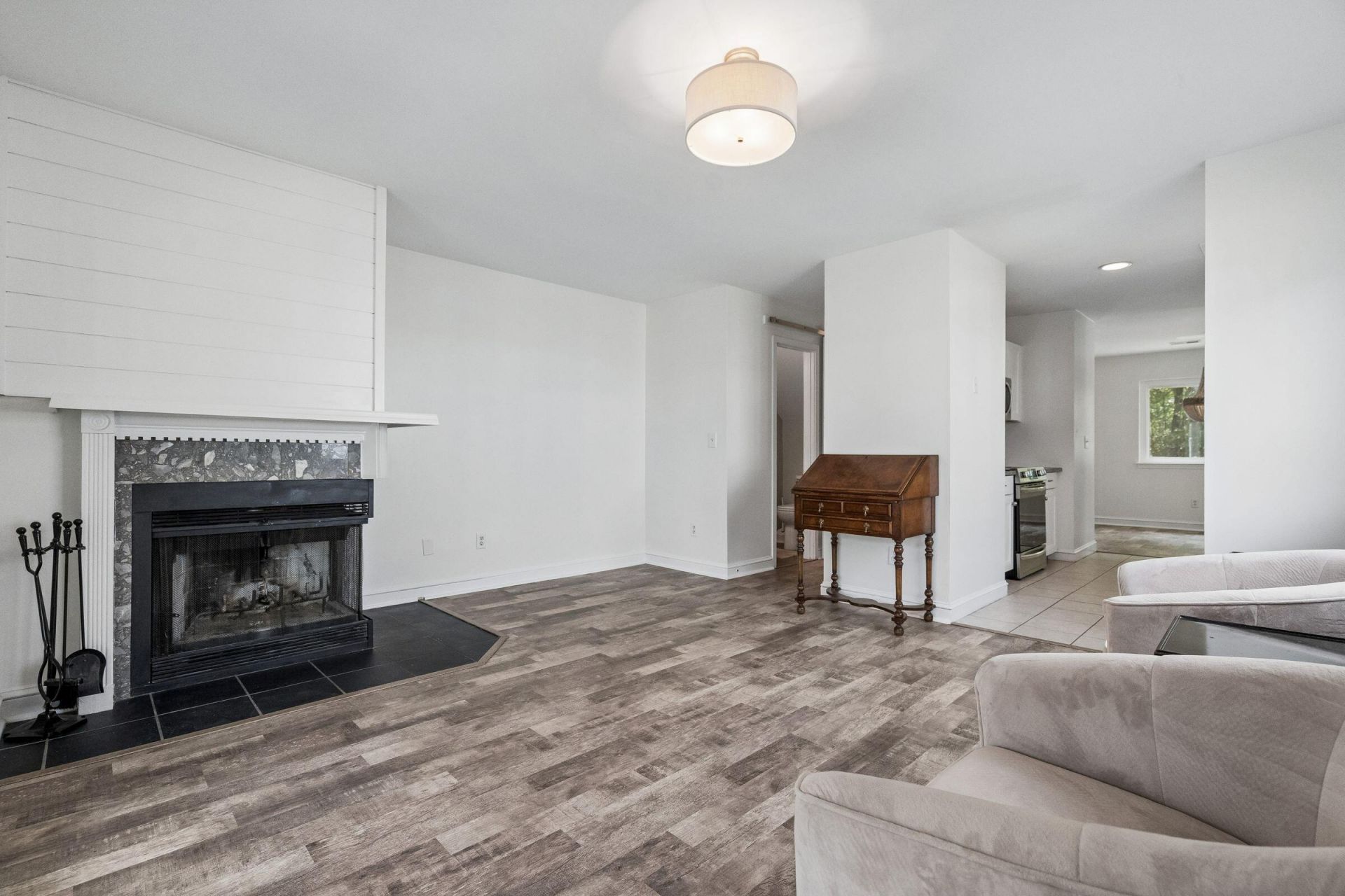 855 Sandlake Drive Photo 13