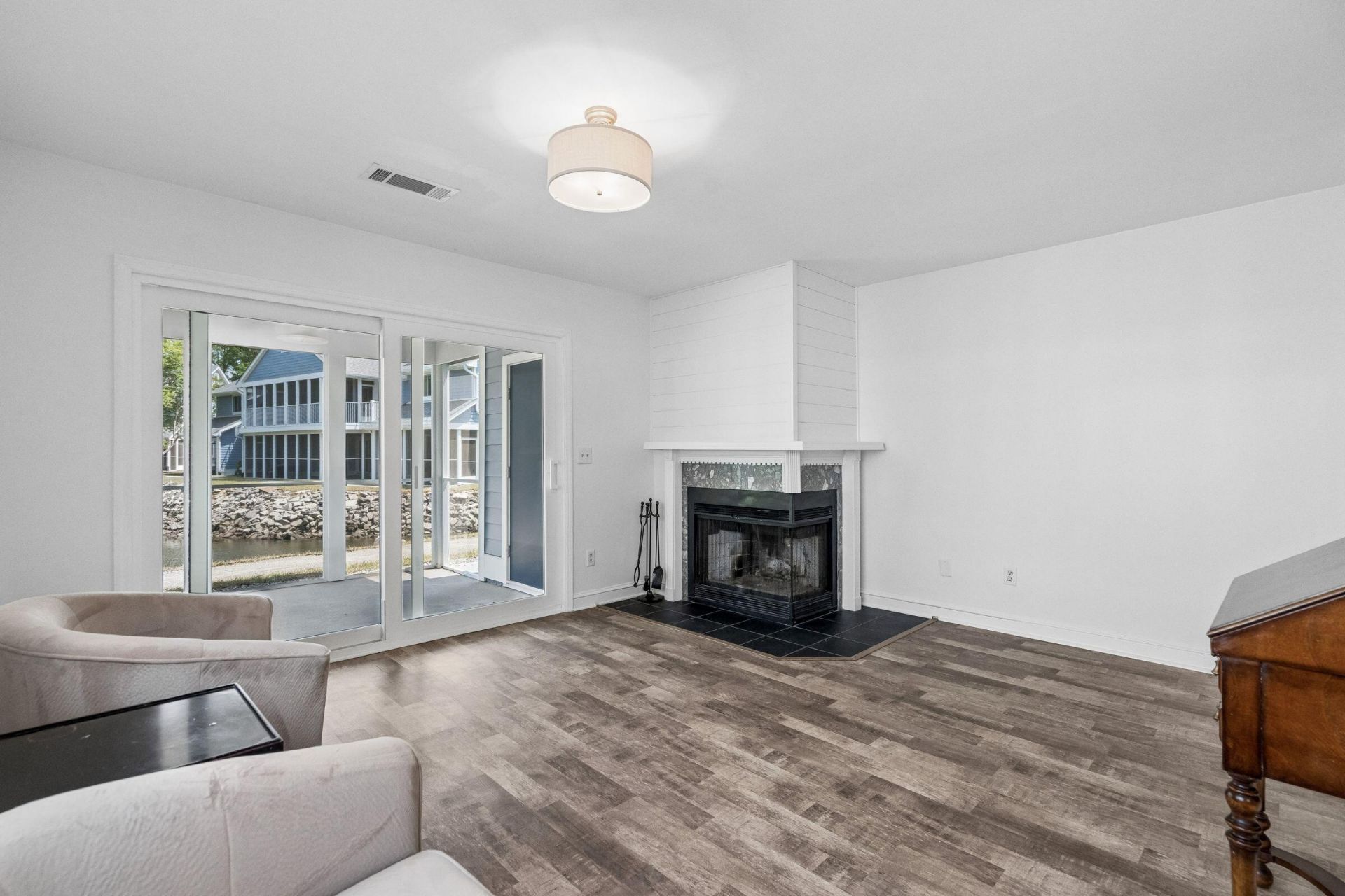 855 Sandlake Drive Photo 14