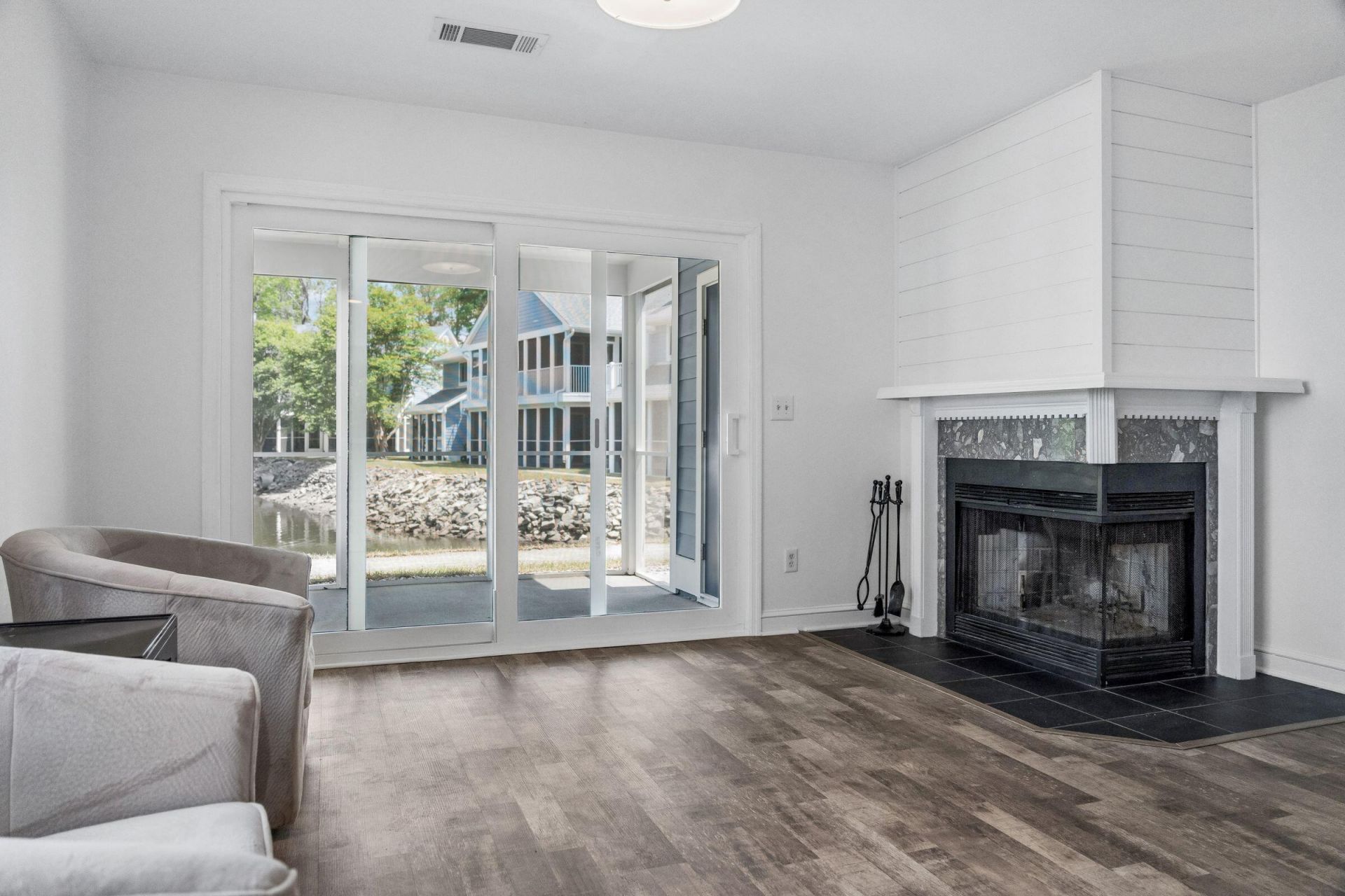 855 Sandlake Drive Photo 15