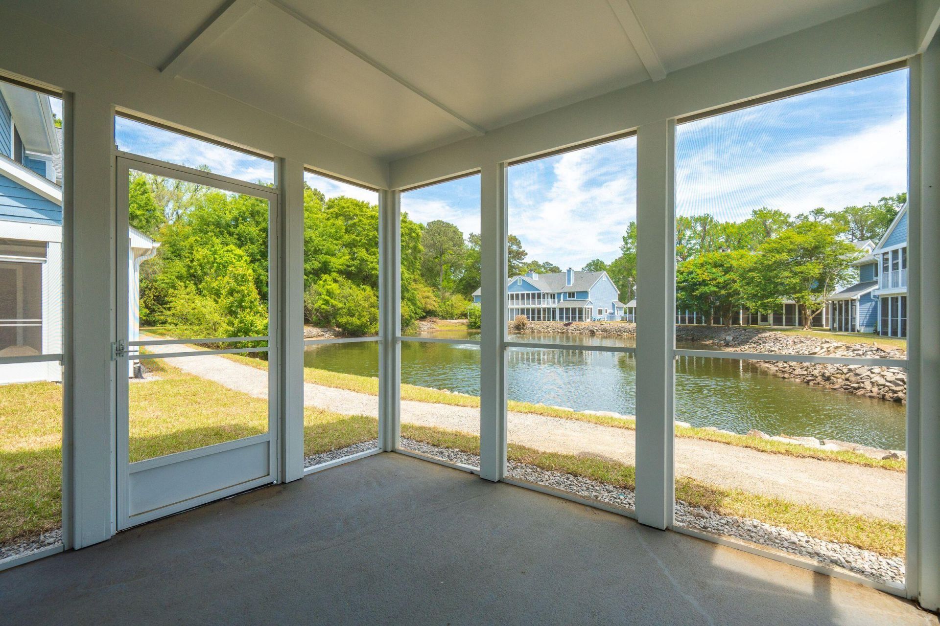 855 Sandlake Drive Photo 17