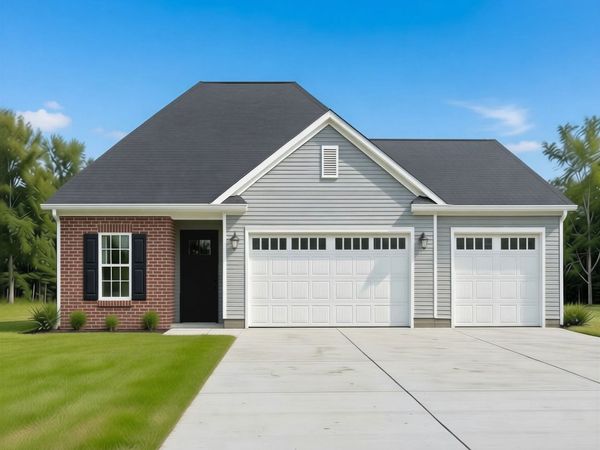 1400 Colonial Court, Eldridge, IA 52748