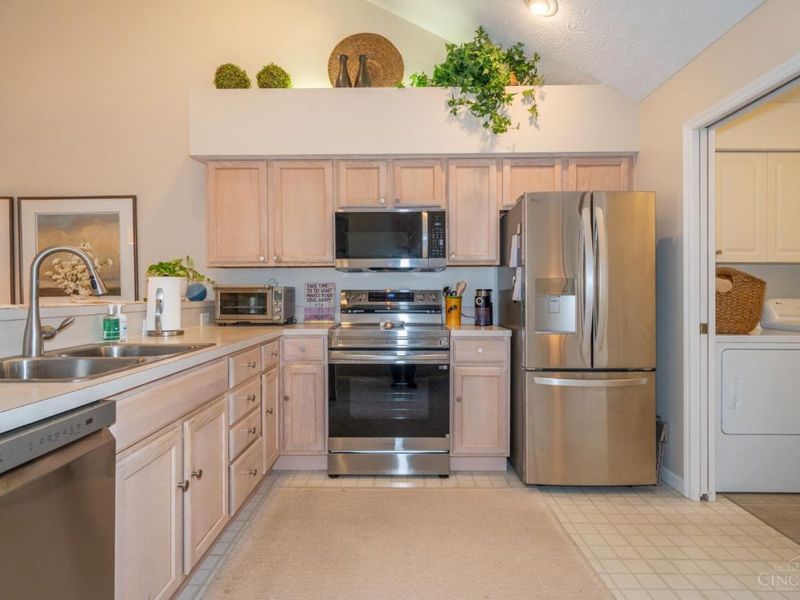 9663 Belfry Court, Washington Township, OH 45458 Photo 20