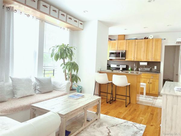 60-08 Cooper Avenue, Unit 2, Glendale, NY 11385