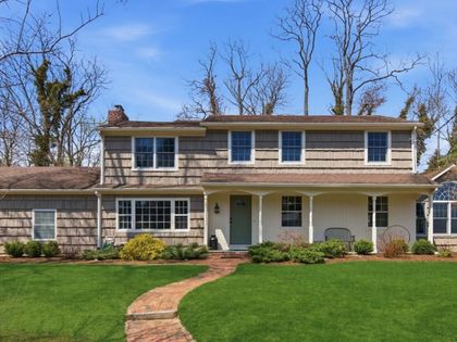 1 Carriage Court Stony Brook, NY 11790