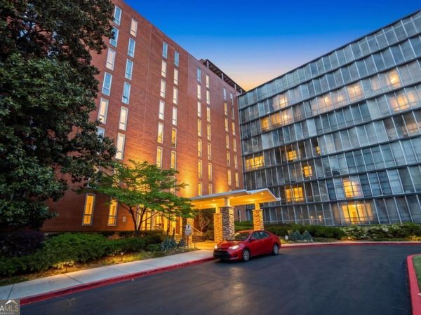 3060 Pharr Court North NW, Unit 114, Atlanta, GA 30305