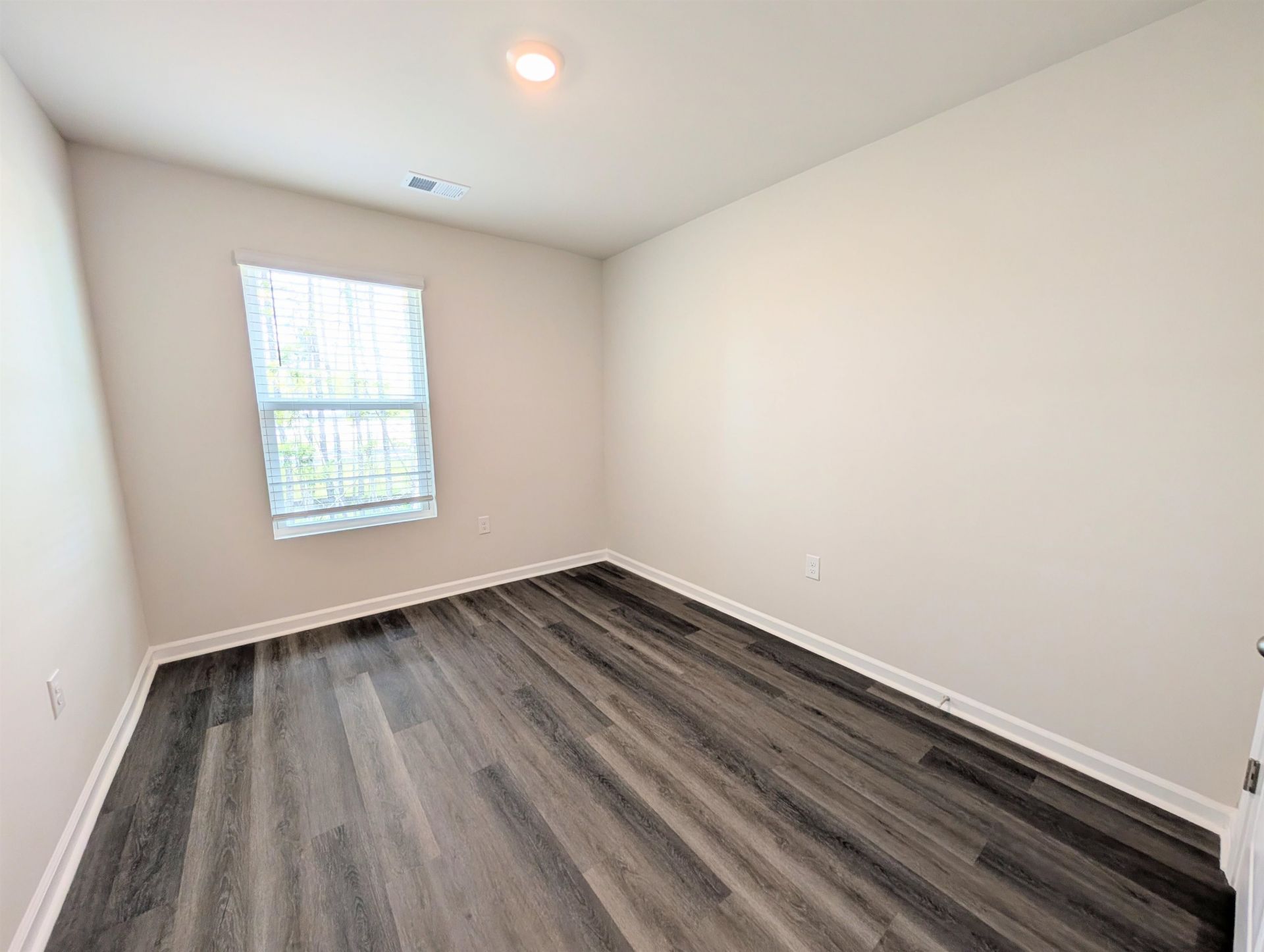 620 Golden Resin Rd  Photo 31