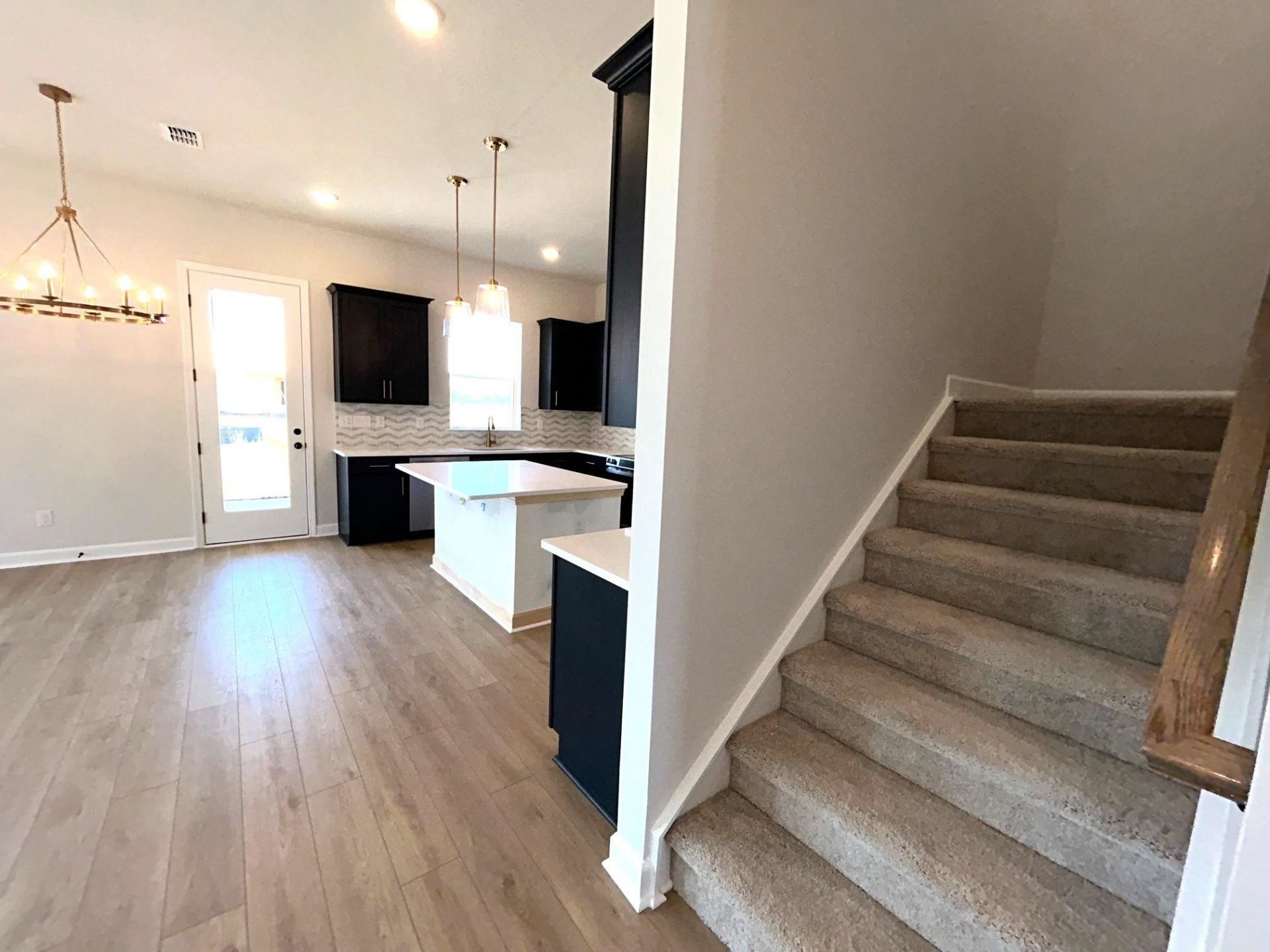 790 Ebb Tide Rd. Photo 5