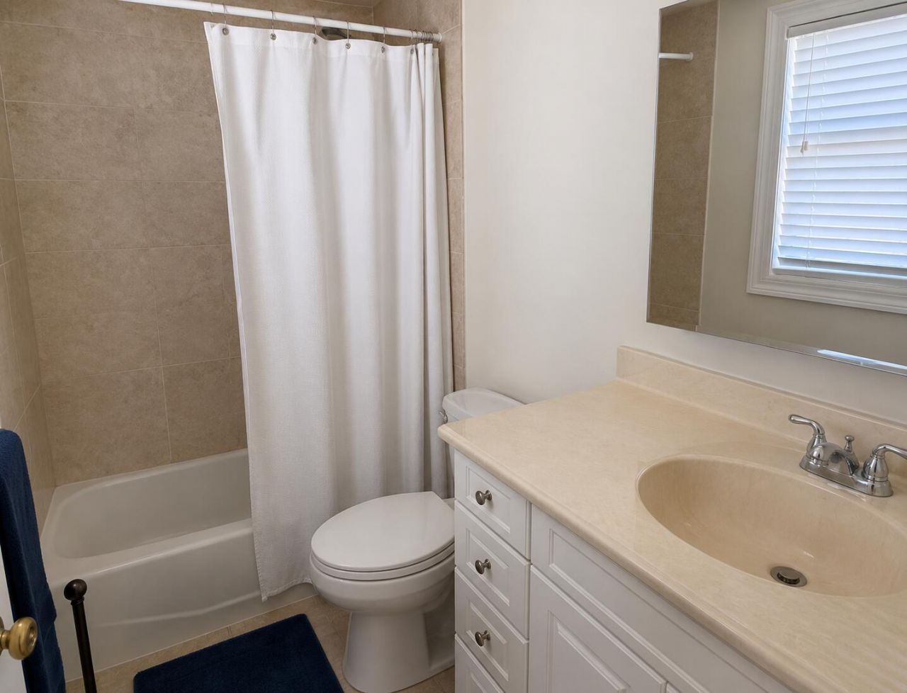 1221 SE 3rd Street, Unit 4, Deerfield Beach, FL 33441 Photo