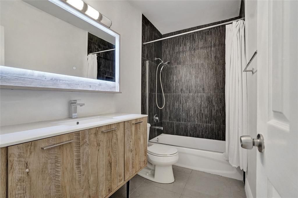 775 81st Street, Miami Beach, FL 33141 Photo