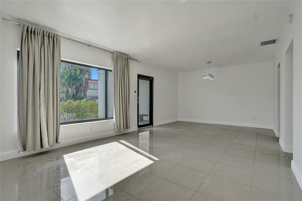 775 81st Street, Miami Beach, FL 33141 Photo